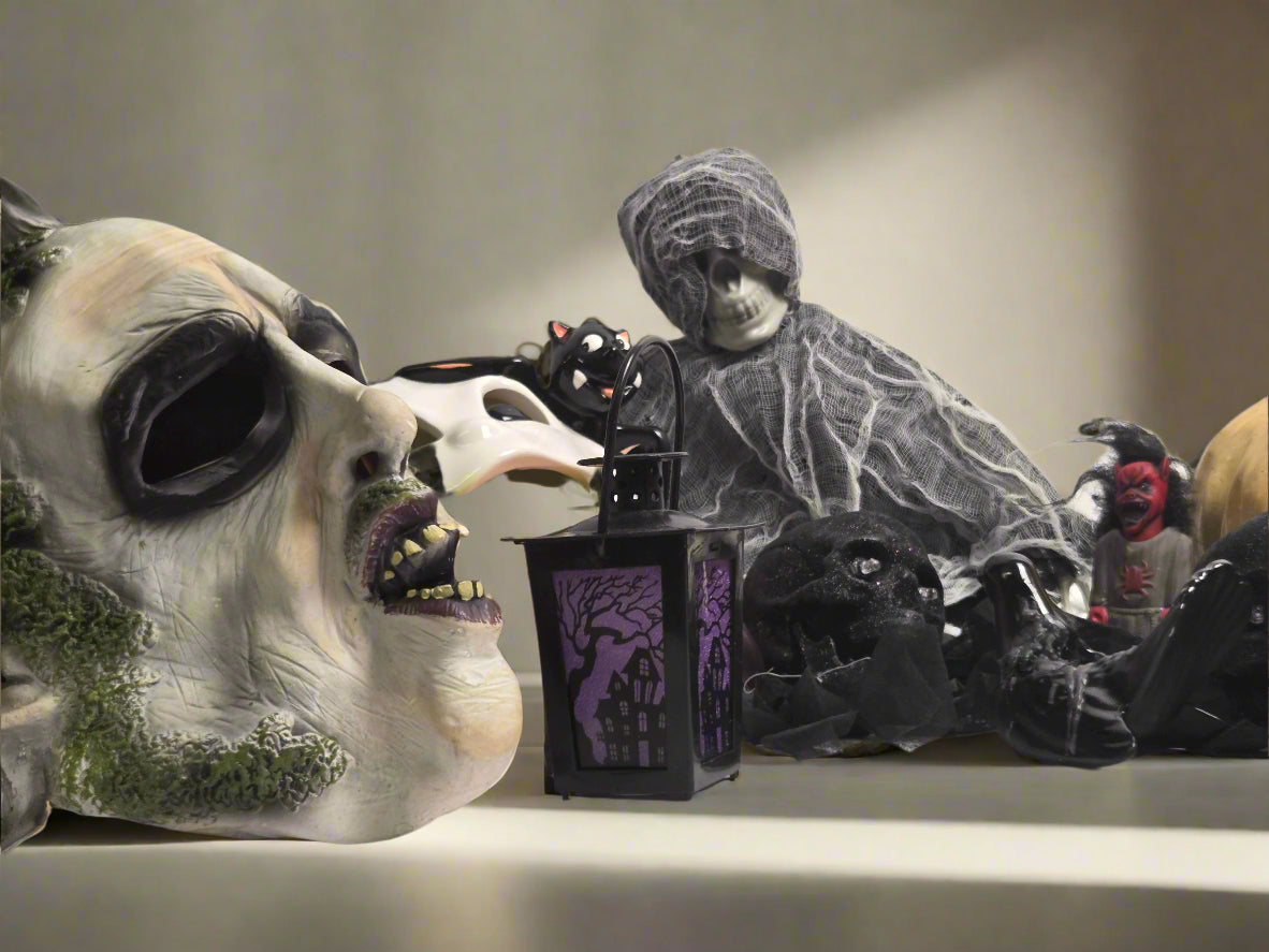 Mac's Bundle Box- Halloween Edition